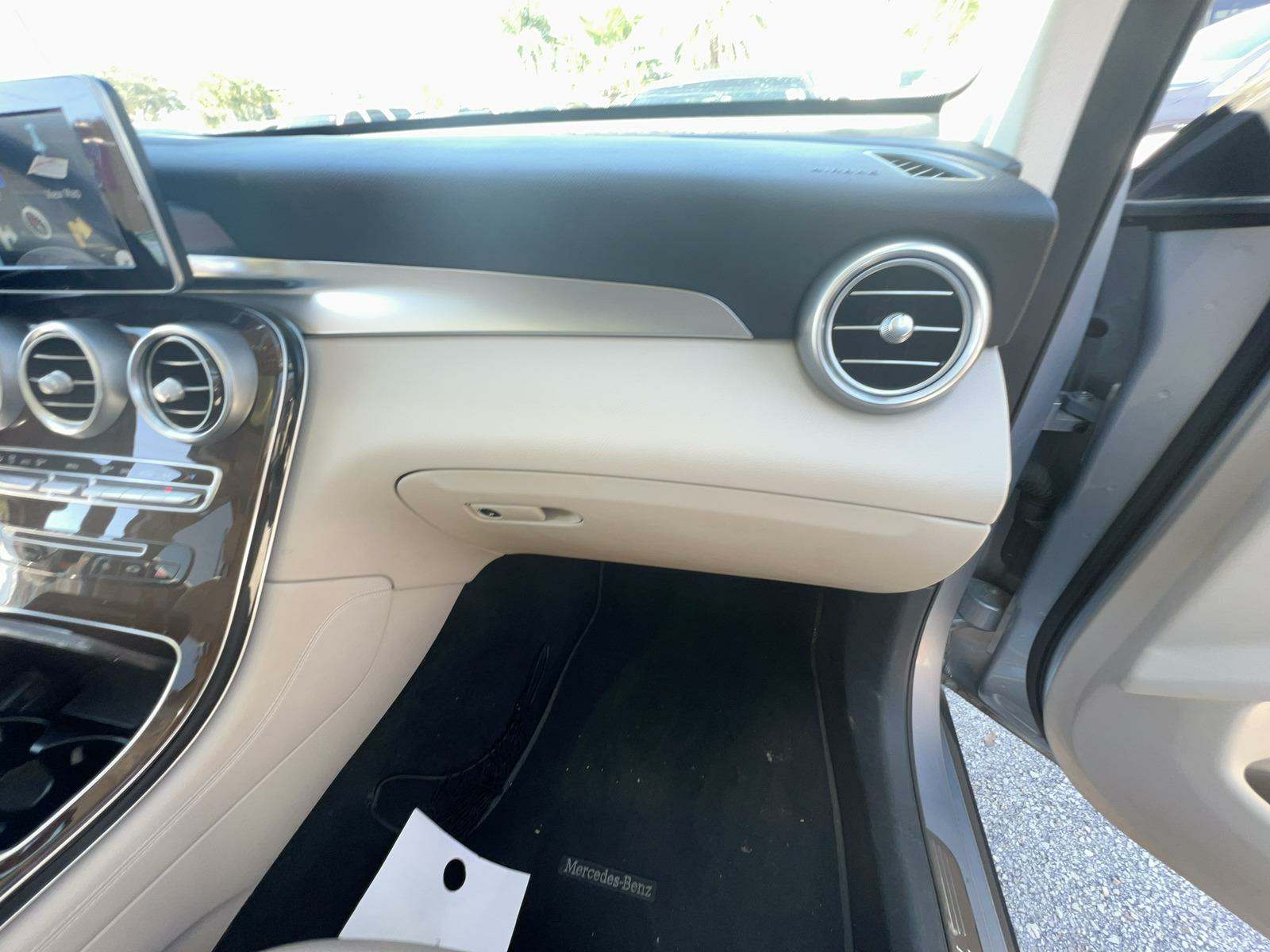 2017 Mercedes-Benz GLC GLC 300 RWD