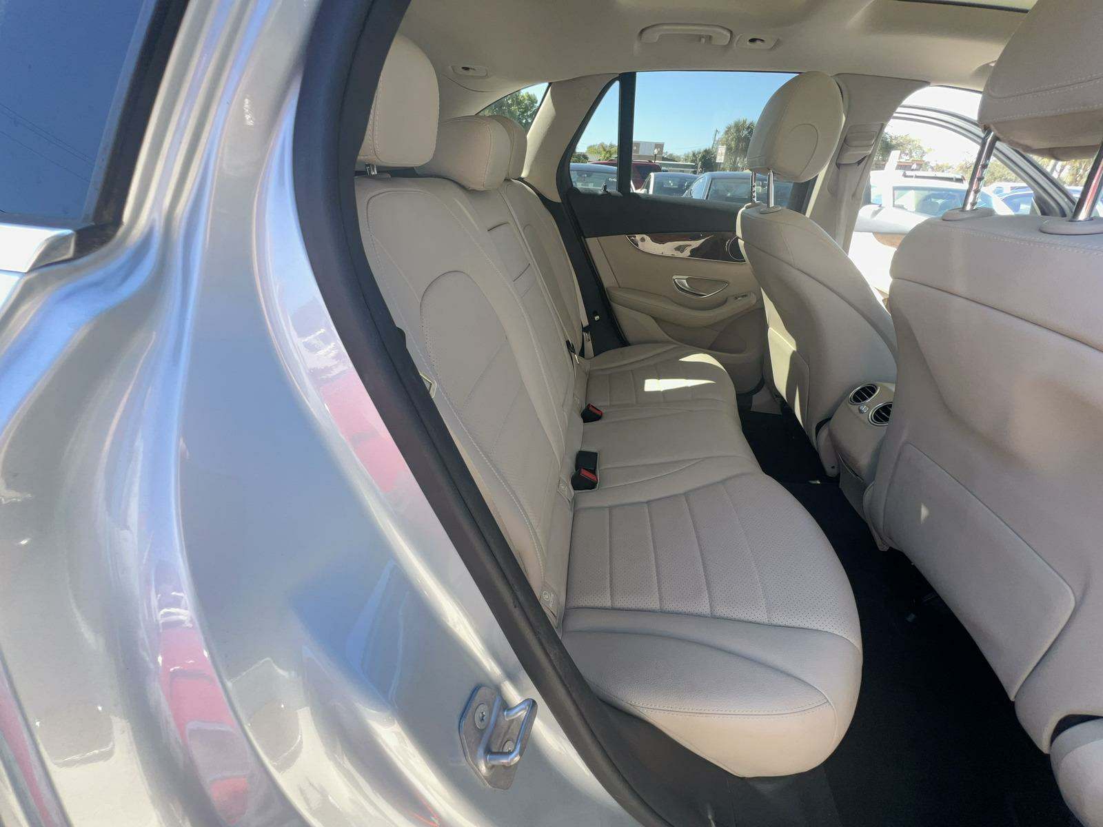 2017 Mercedes-Benz GLC GLC 300 RWD