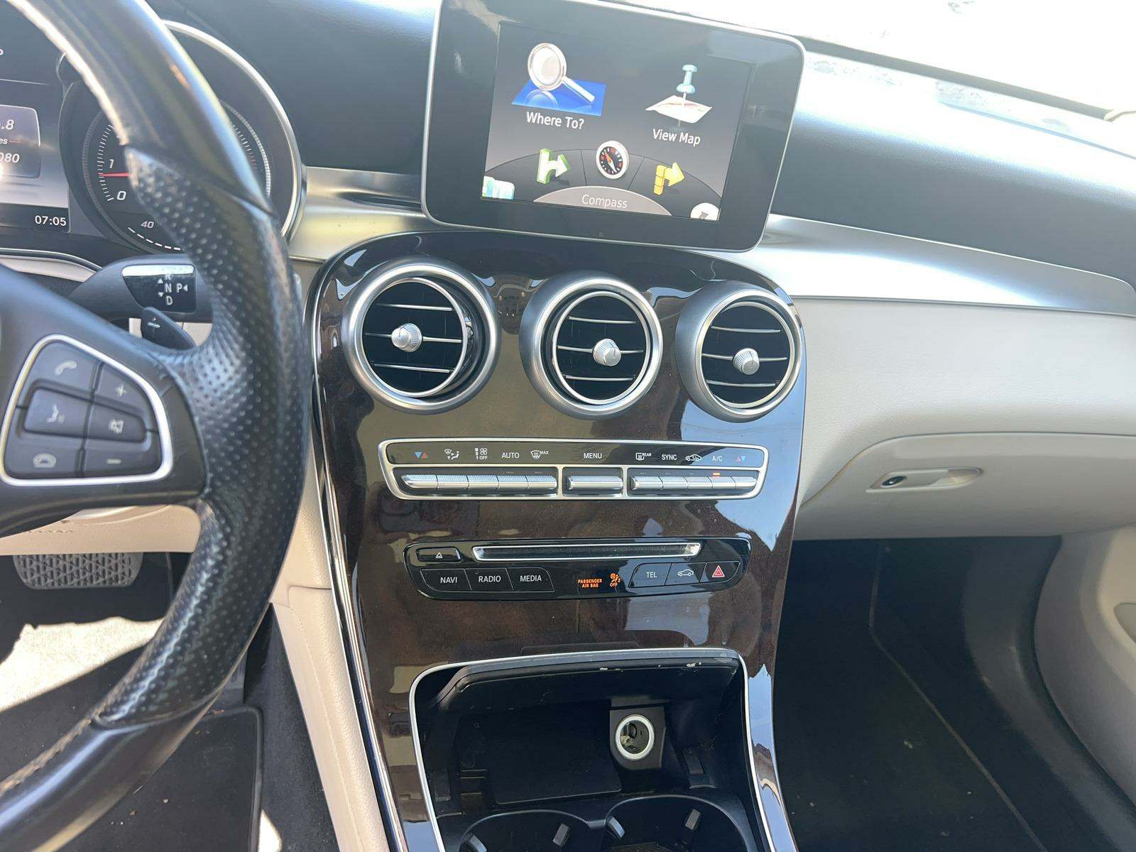 2017 Mercedes-Benz GLC GLC 300 RWD