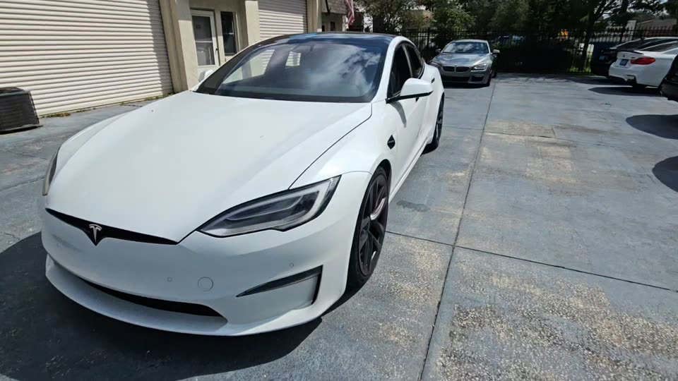 2021 Tesla Model S Plaid