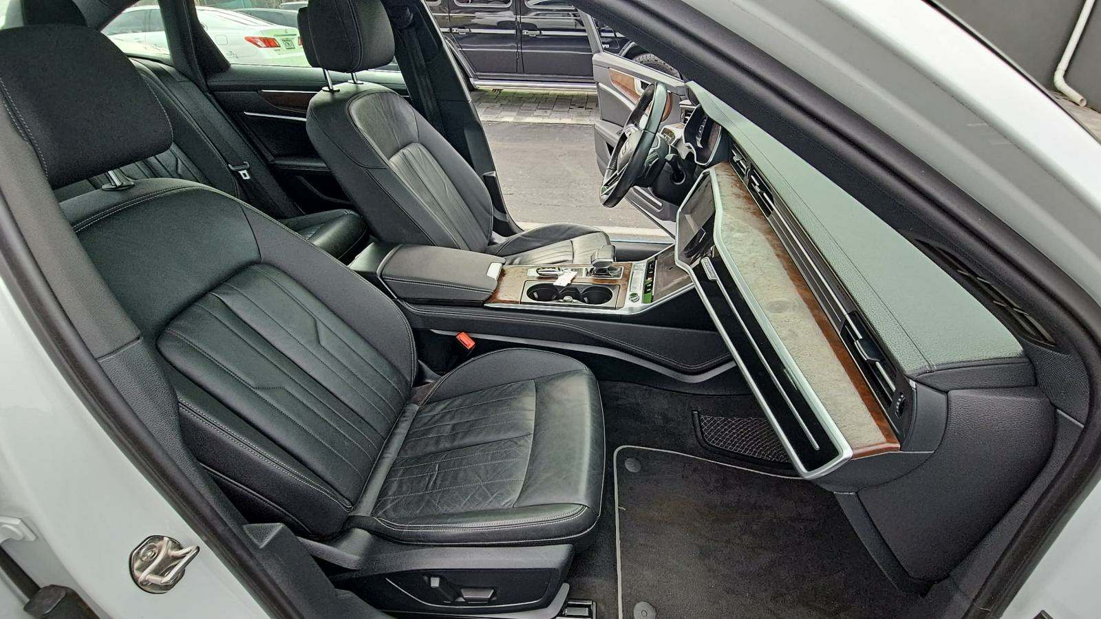 Audi A6 2.0T Premium Plus Sedan снимка Audi A6 2.0T Premium Plus Sedan
