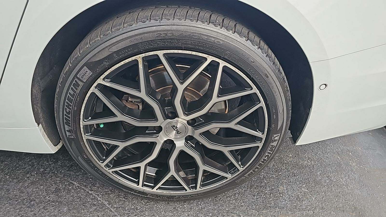 Audi A6 2.0T Premium Plus Sedan снимка Audi A6 2.0T Premium Plus Sedan