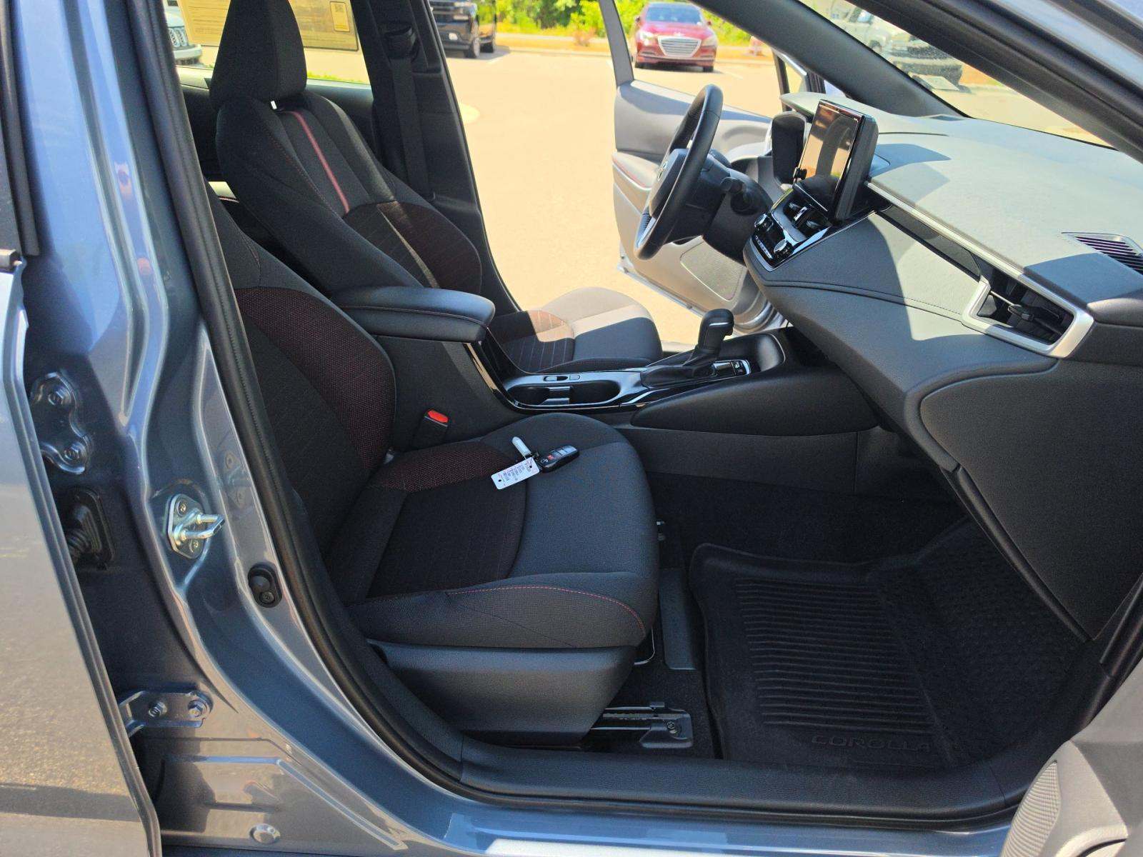 2025 Toyota Corolla Hybrid SE FWD