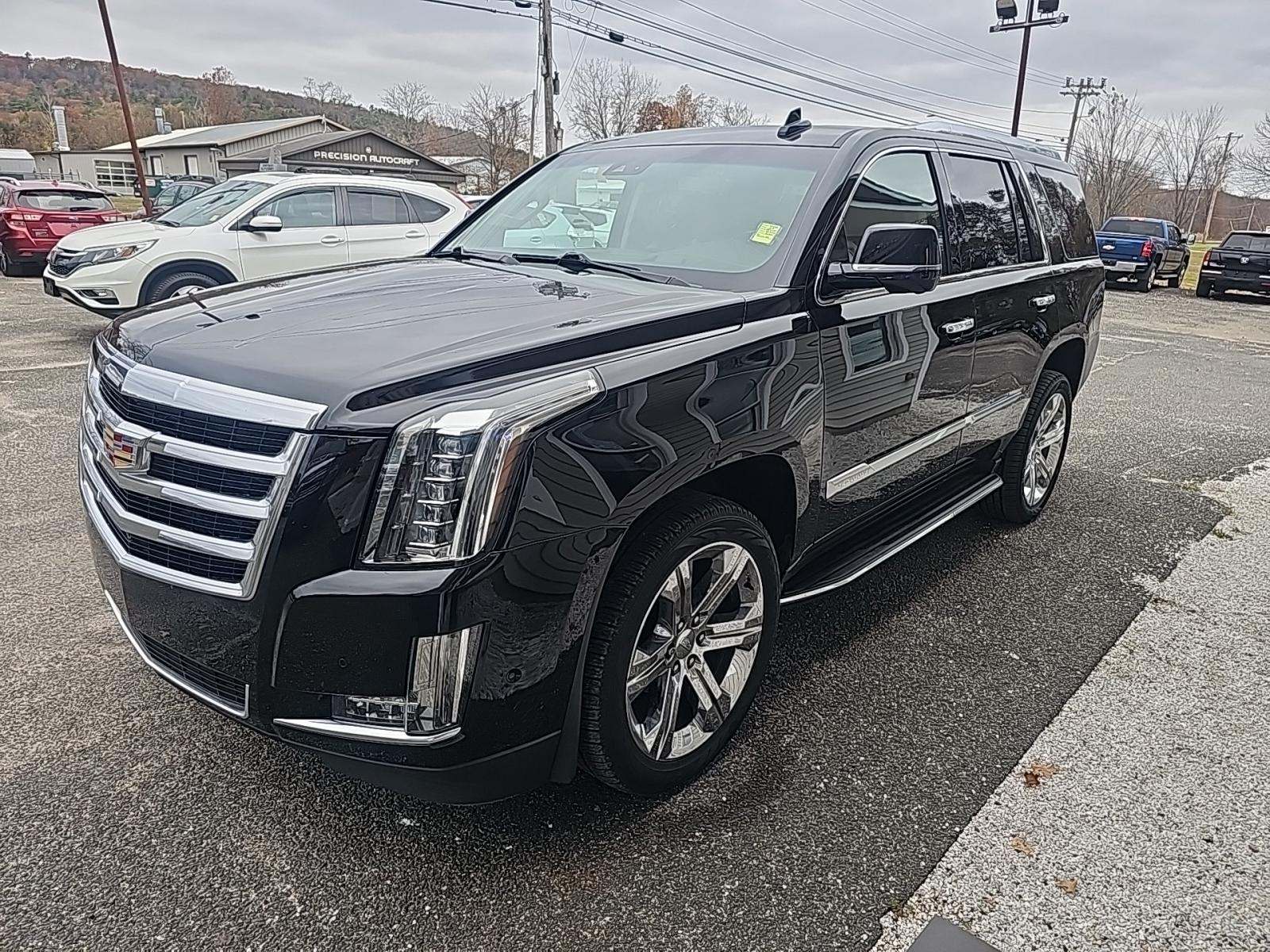 2019 Cadillac Escalade Luxury AWD