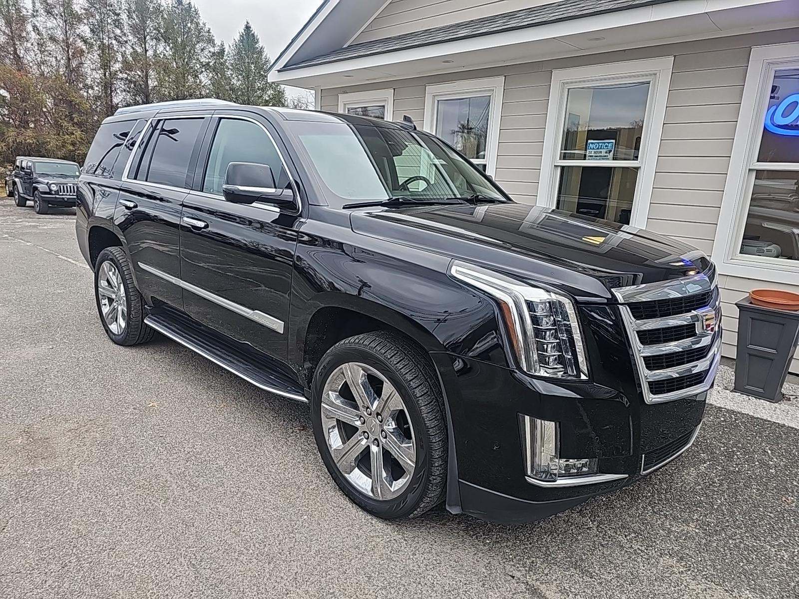 2019 Cadillac Escalade Luxury AWD