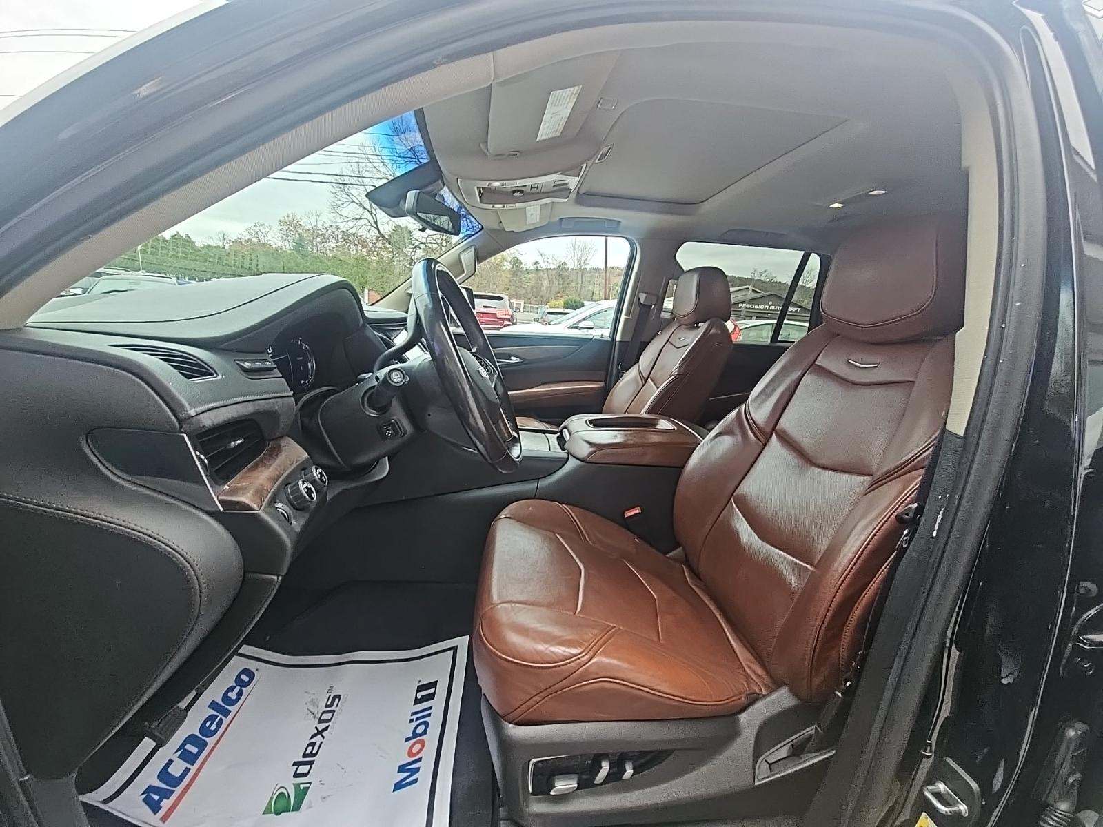 2019 Cadillac Escalade Luxury AWD