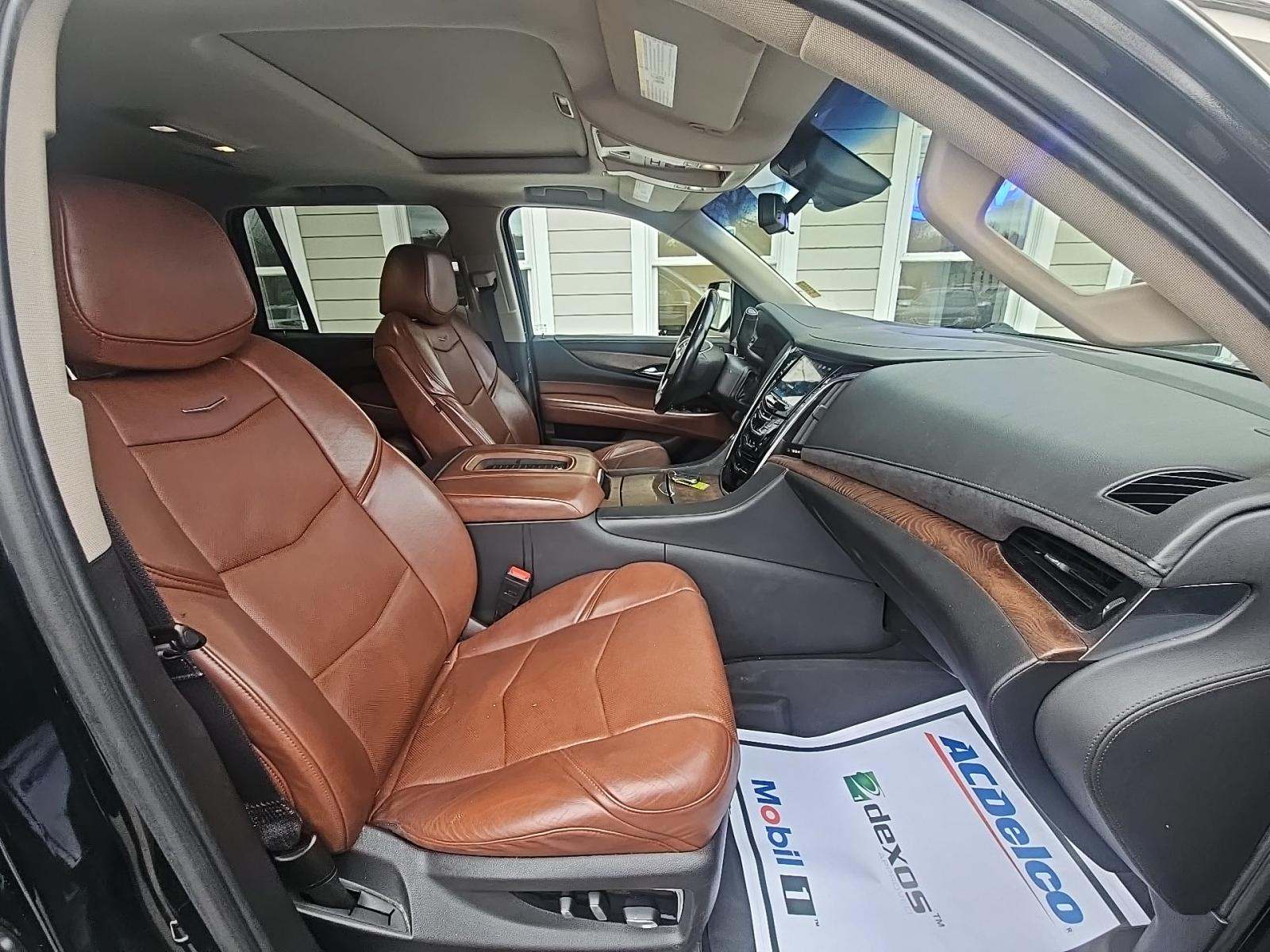 2019 Cadillac Escalade Luxury AWD