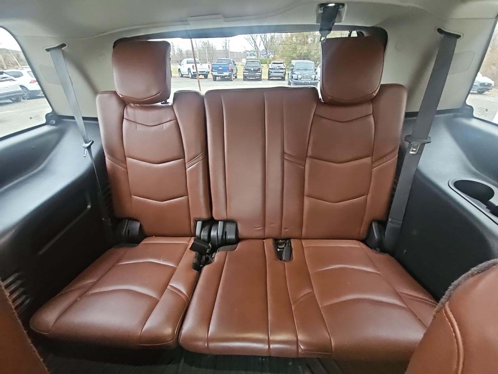 2019 Cadillac Escalade Luxury AWD