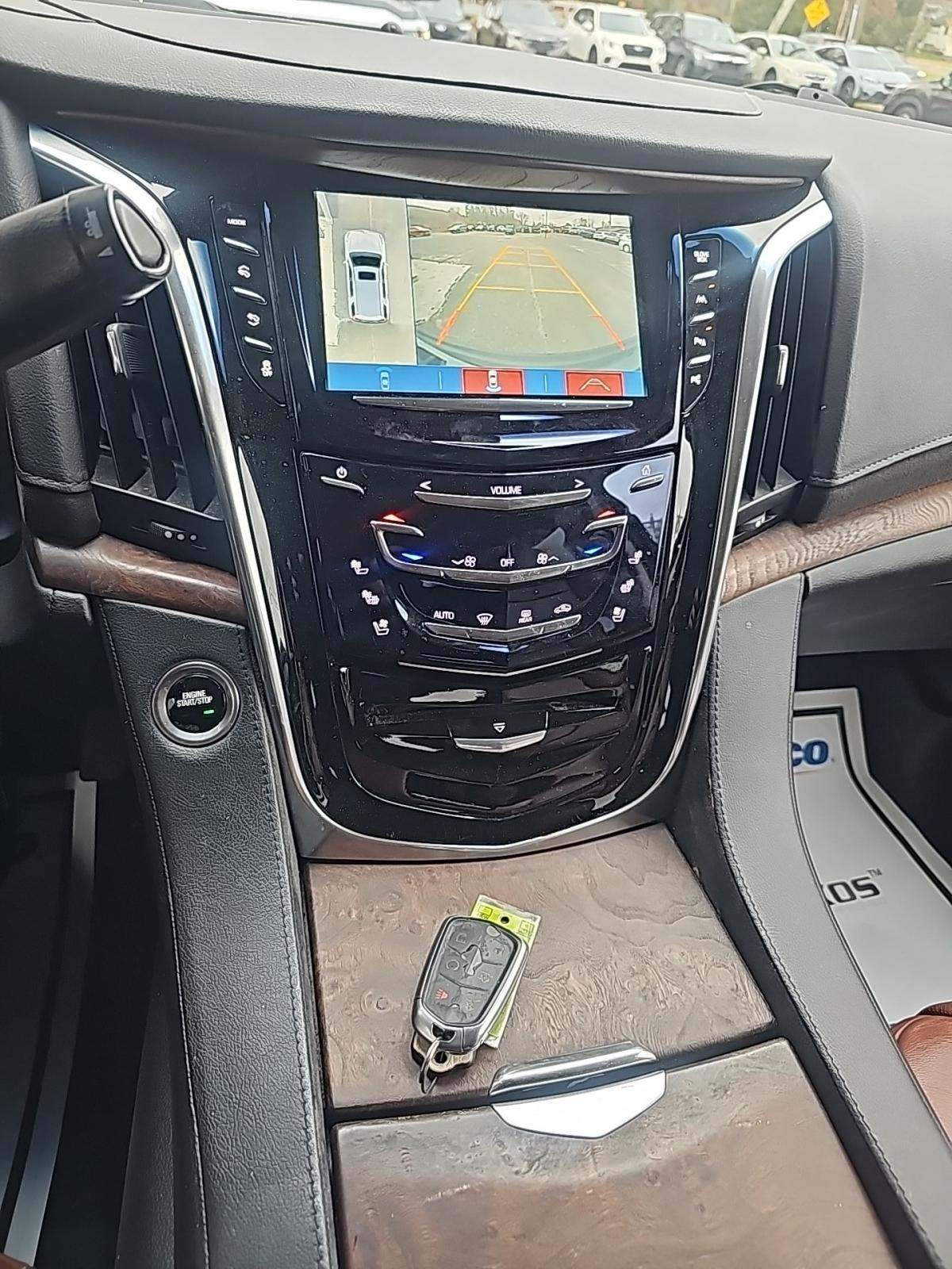 2019 Cadillac Escalade Luxury AWD