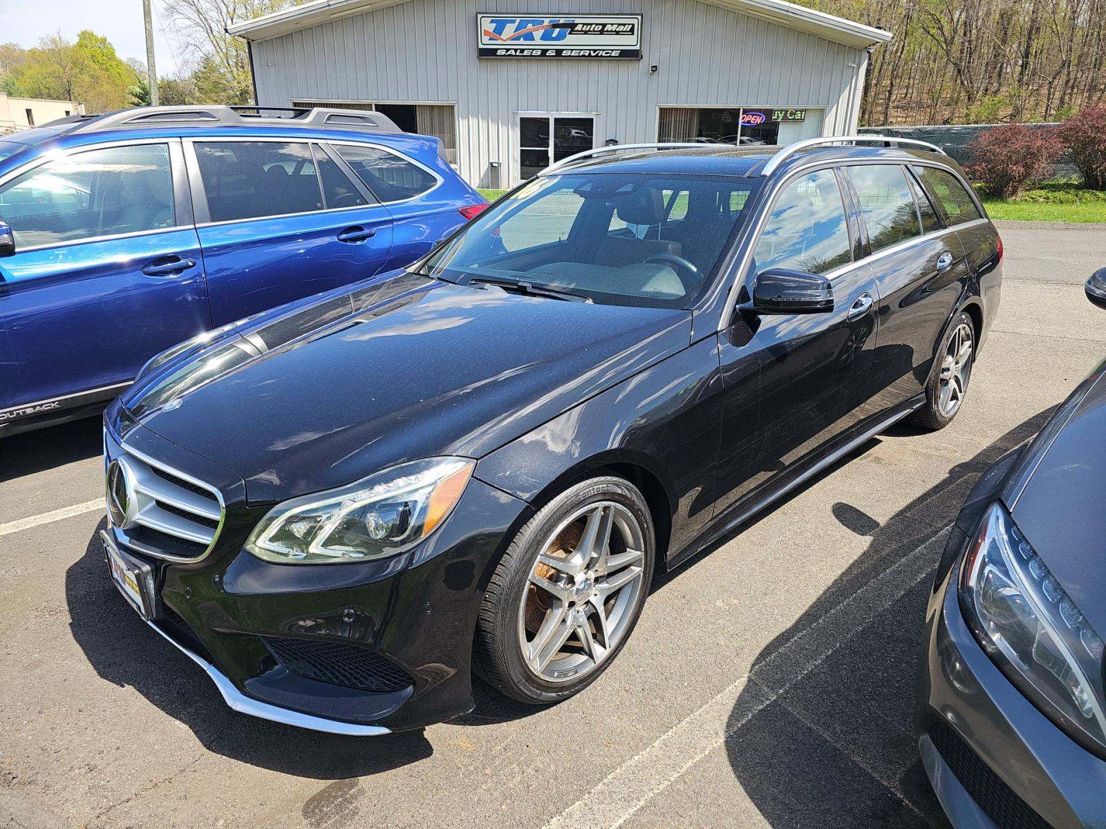 MERCEDES-BENZ E-CLASS - 1