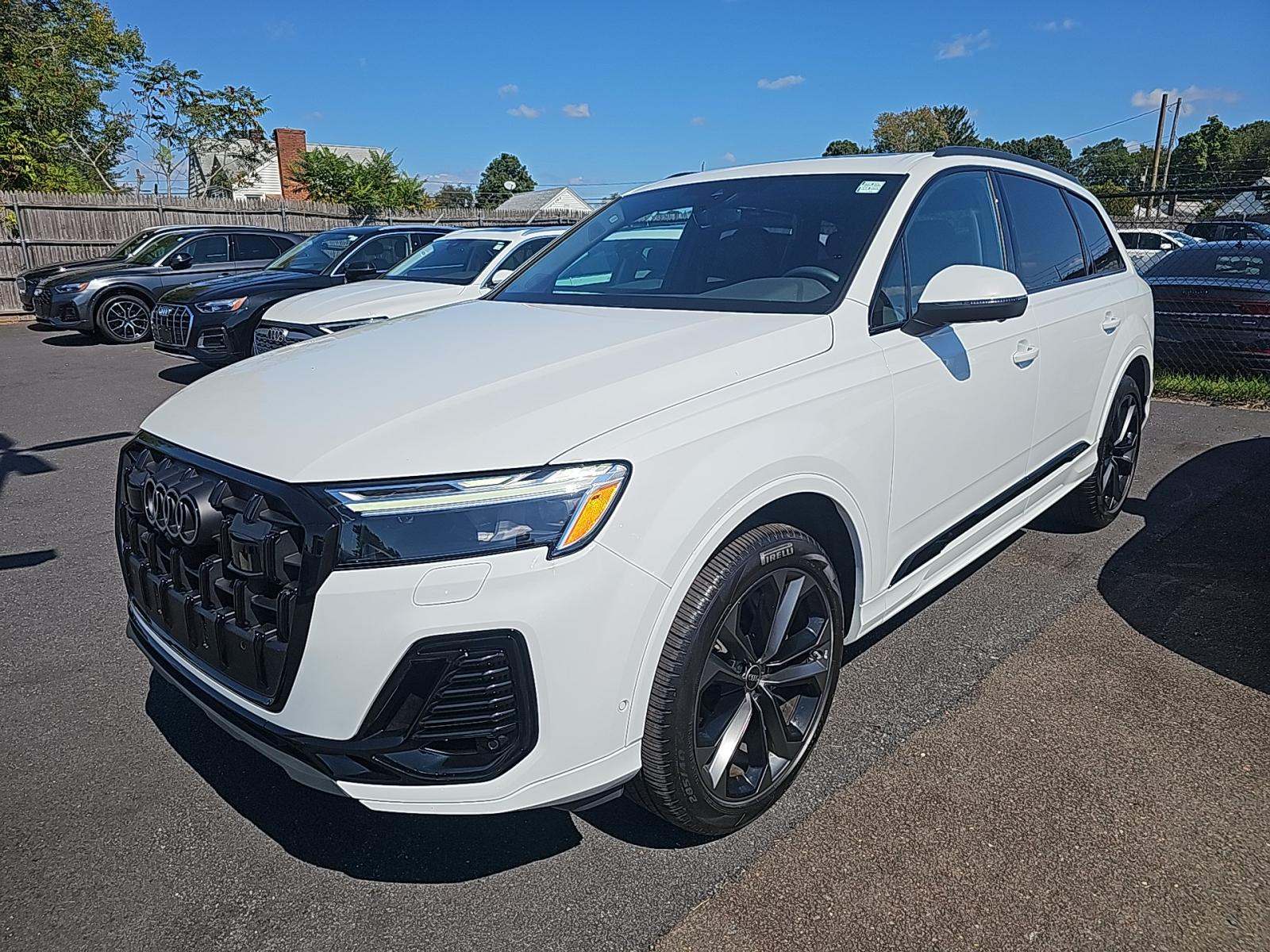 2025 Audi Q7 Premium Plus 55 TFSI
