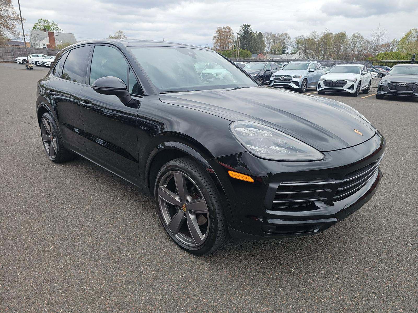 PORSCHE CAYENNE - 4