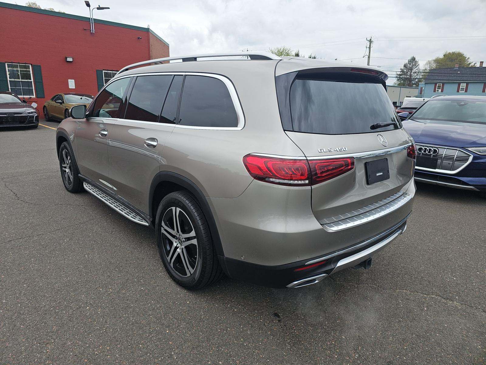 MERCEDES-BENZ GLS - 2
