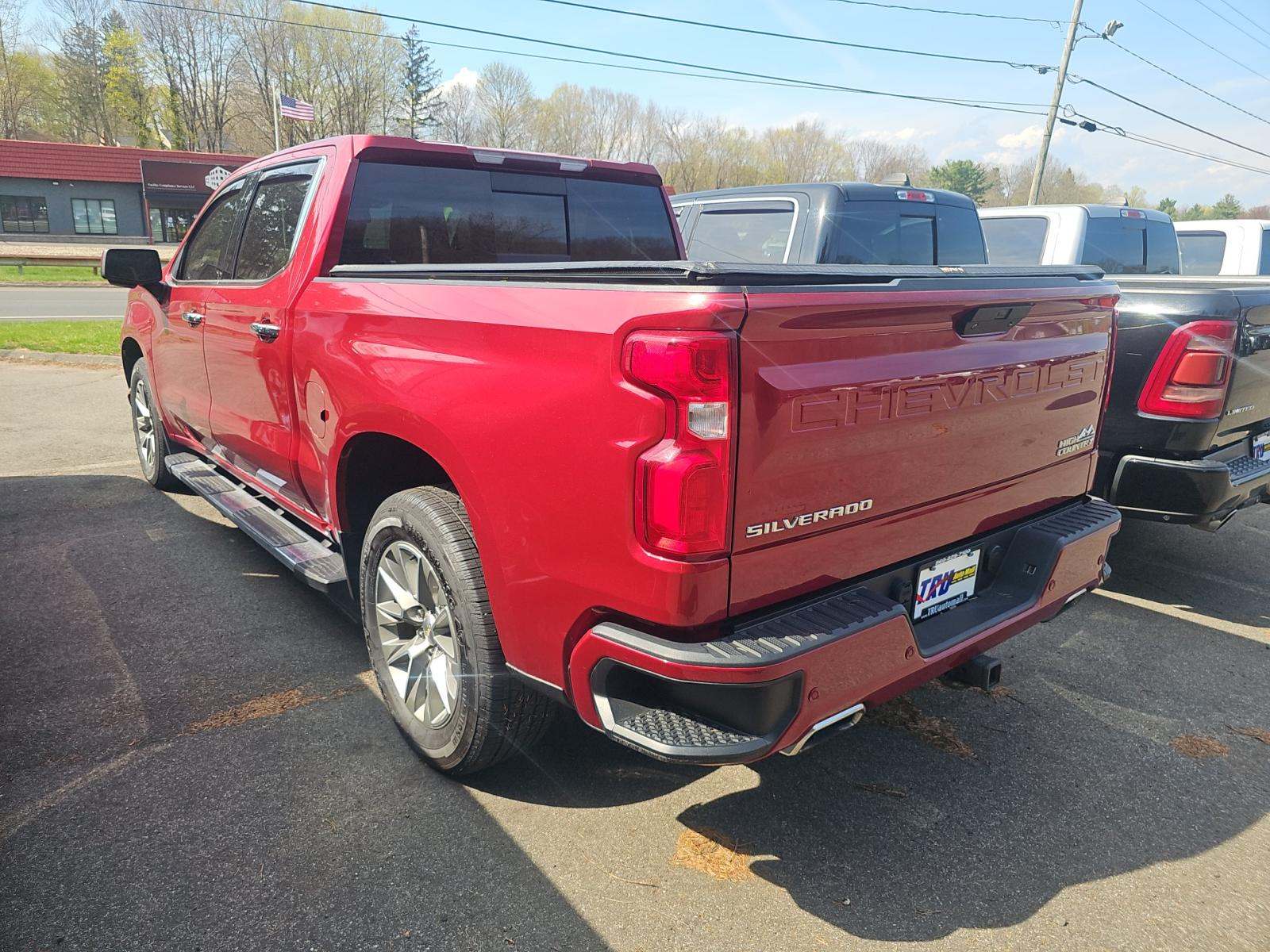 CHEVROLET HIGH COUNTRY - 2
