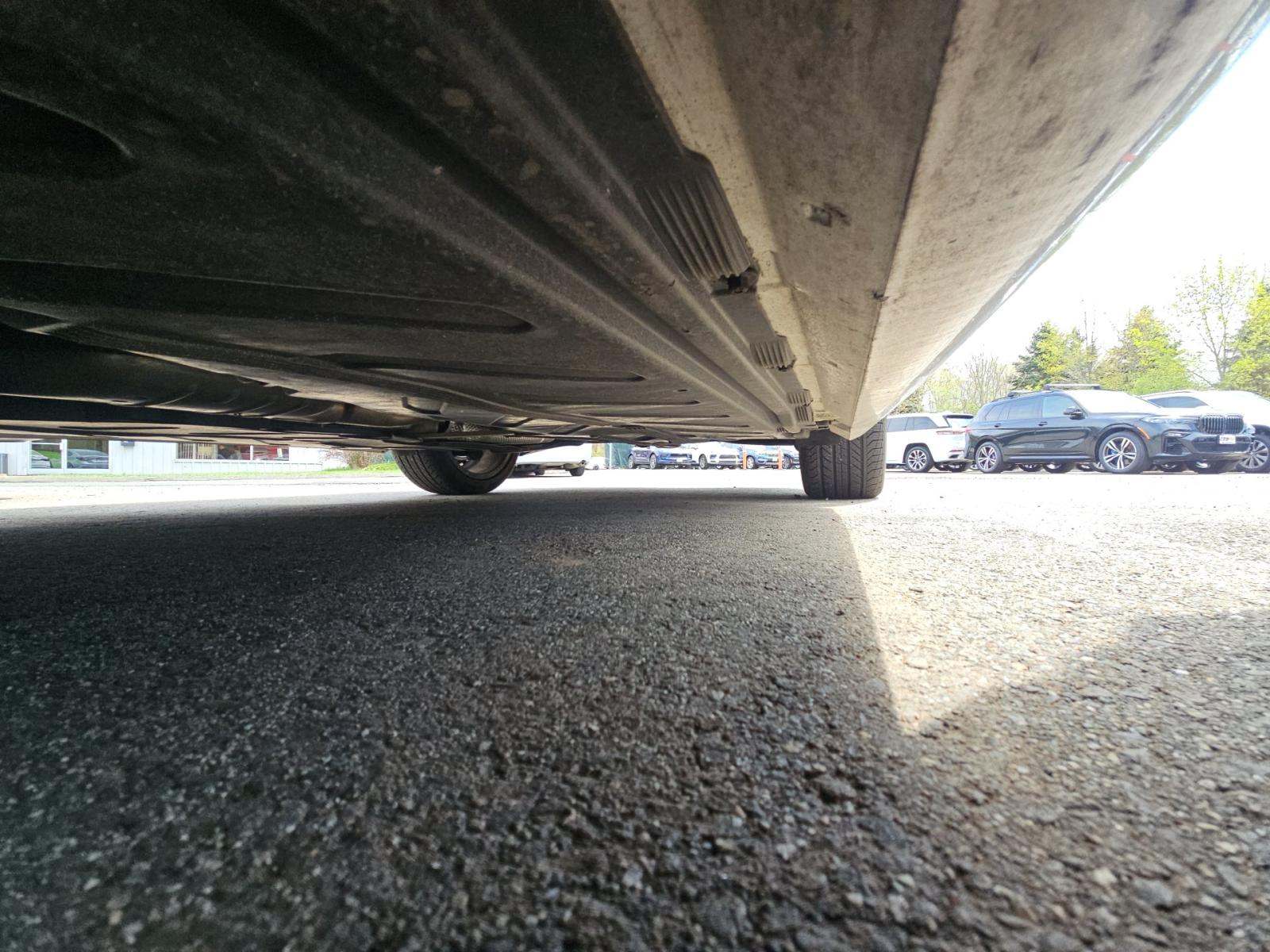 MERCEDES-BENZ E-CLASS - 7