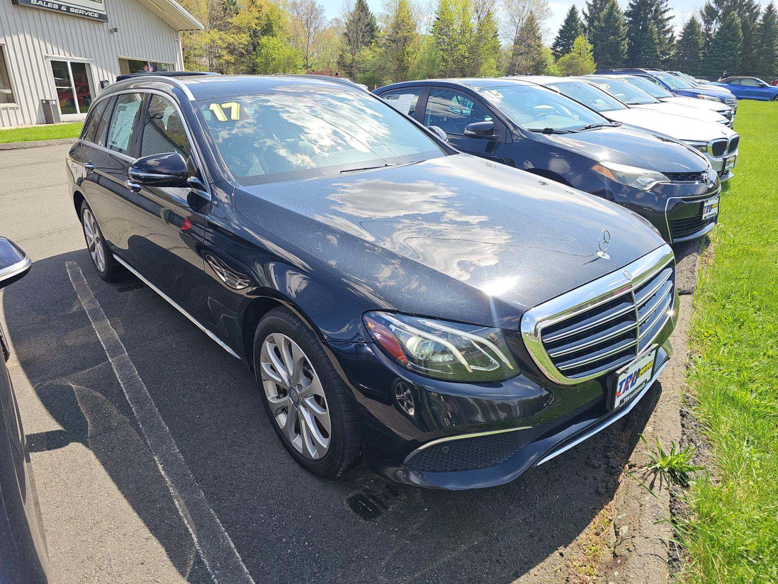 MERCEDES-BENZ E-CLASS - 4