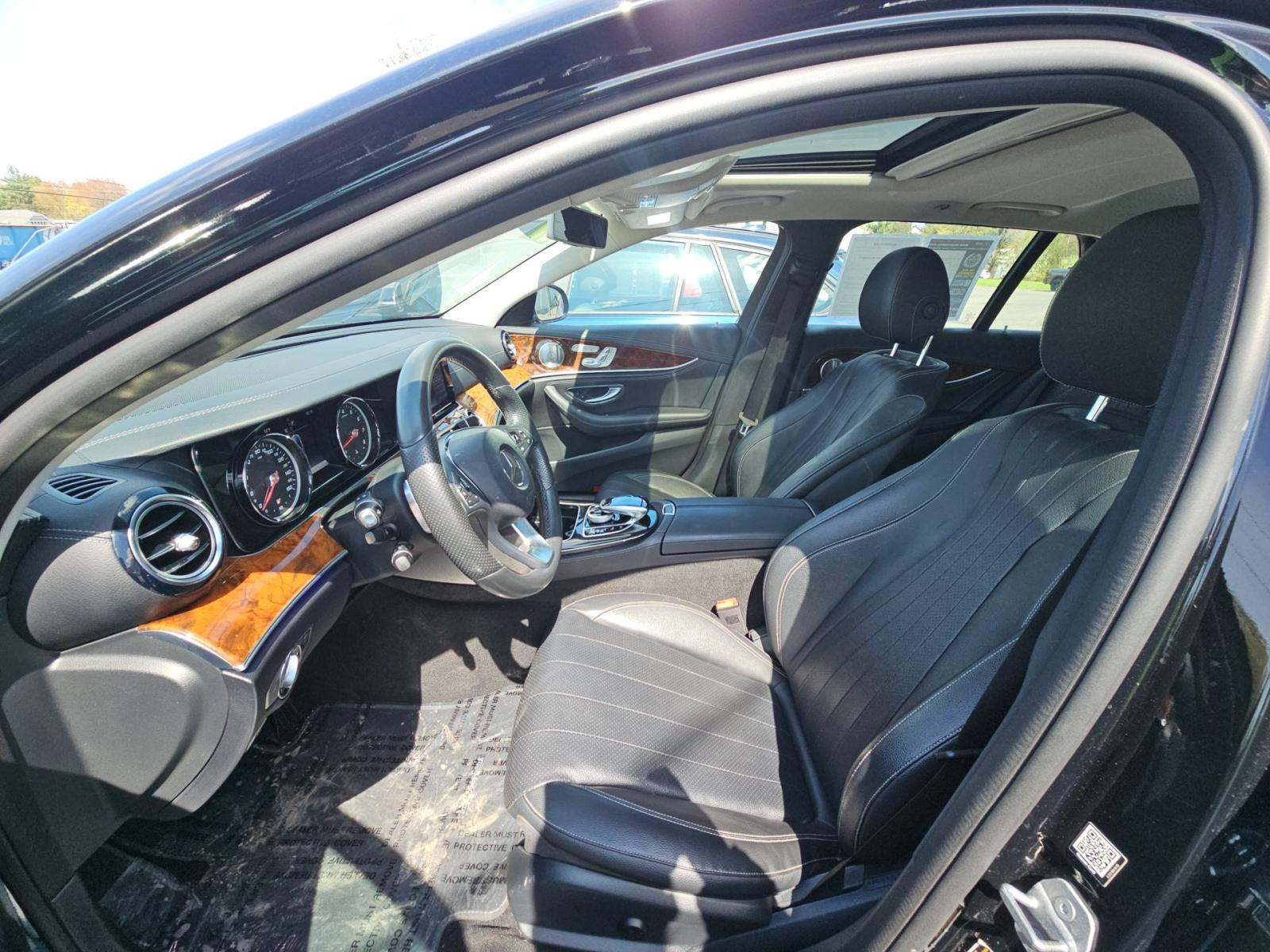 MERCEDES-BENZ E-CLASS - 6