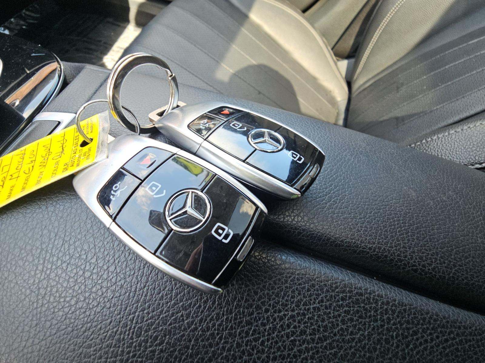 MERCEDES-BENZ E-CLASS - 8