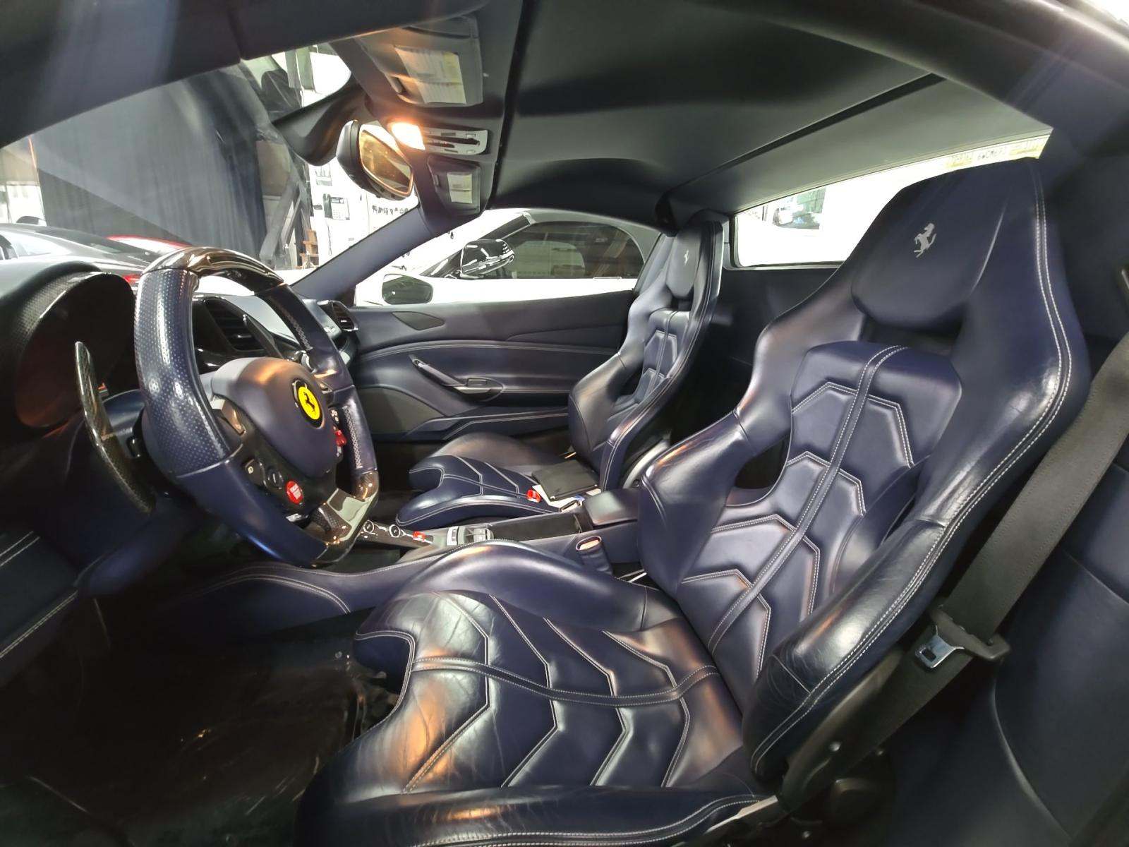 2018 Ferrari 488 Base RWD