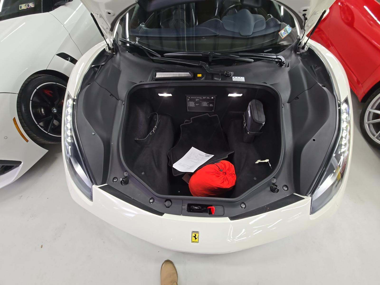2018 Ferrari 488 Base RWD