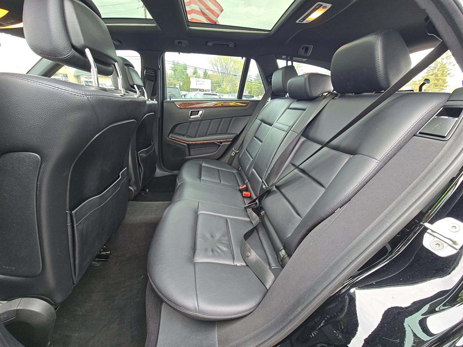 MERCEDES-BENZ E-CLASS - 9