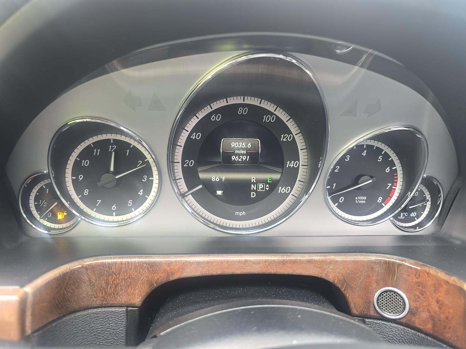 MERCEDES-BENZ E-CLASS - 5