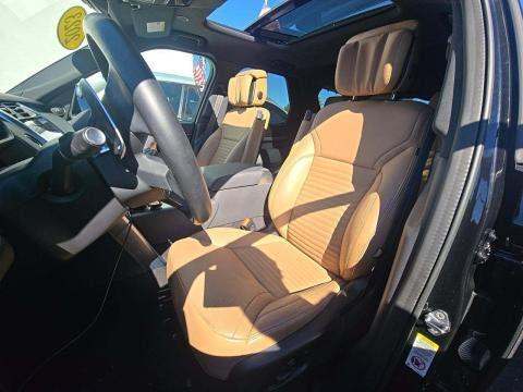 2023 Land Rover Discovery R-Dynamic S AWD