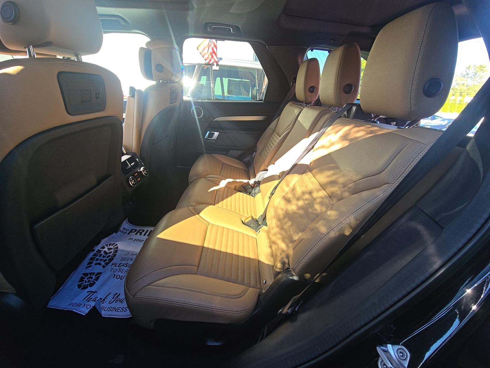 2023 Land Rover Discovery R-Dynamic S AWD