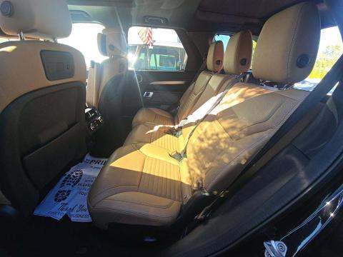 2023 Land Rover Discovery R-Dynamic S AWD