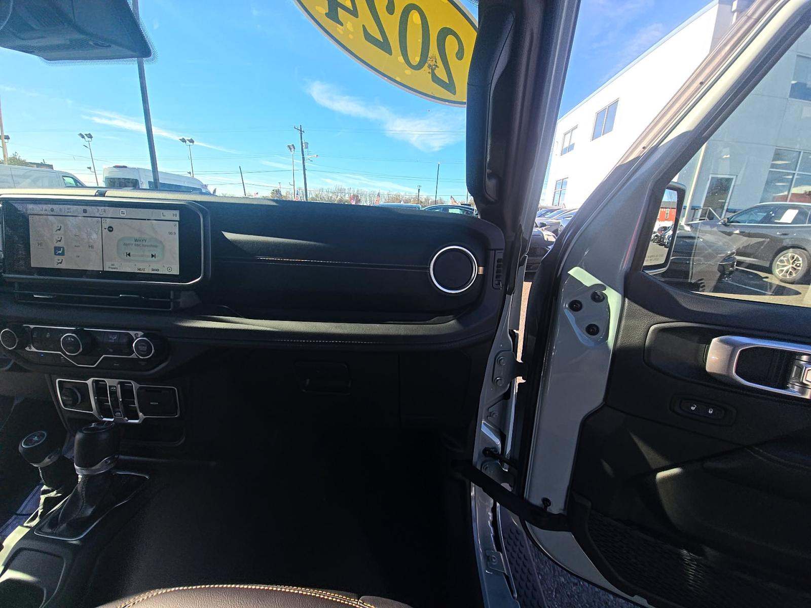 2024 Jeep Wrangler 4xe Sahara AWD