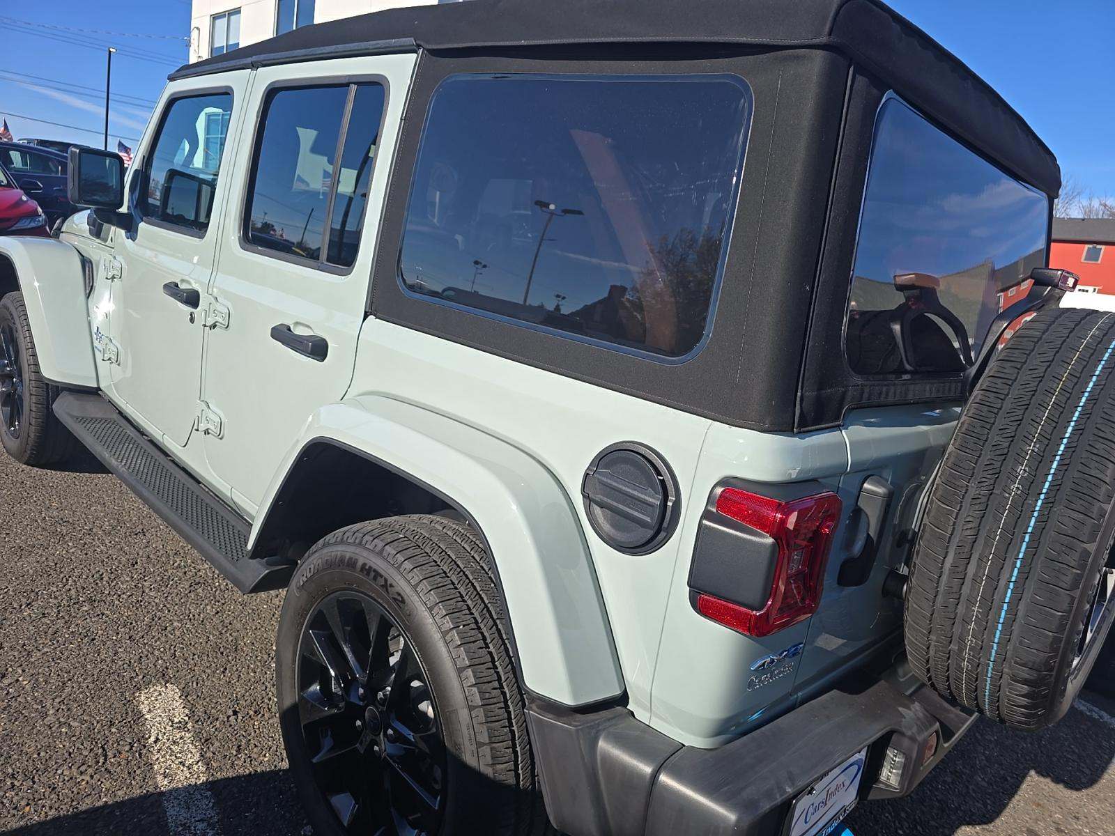 2024 Jeep Wrangler 4xe Sahara AWD