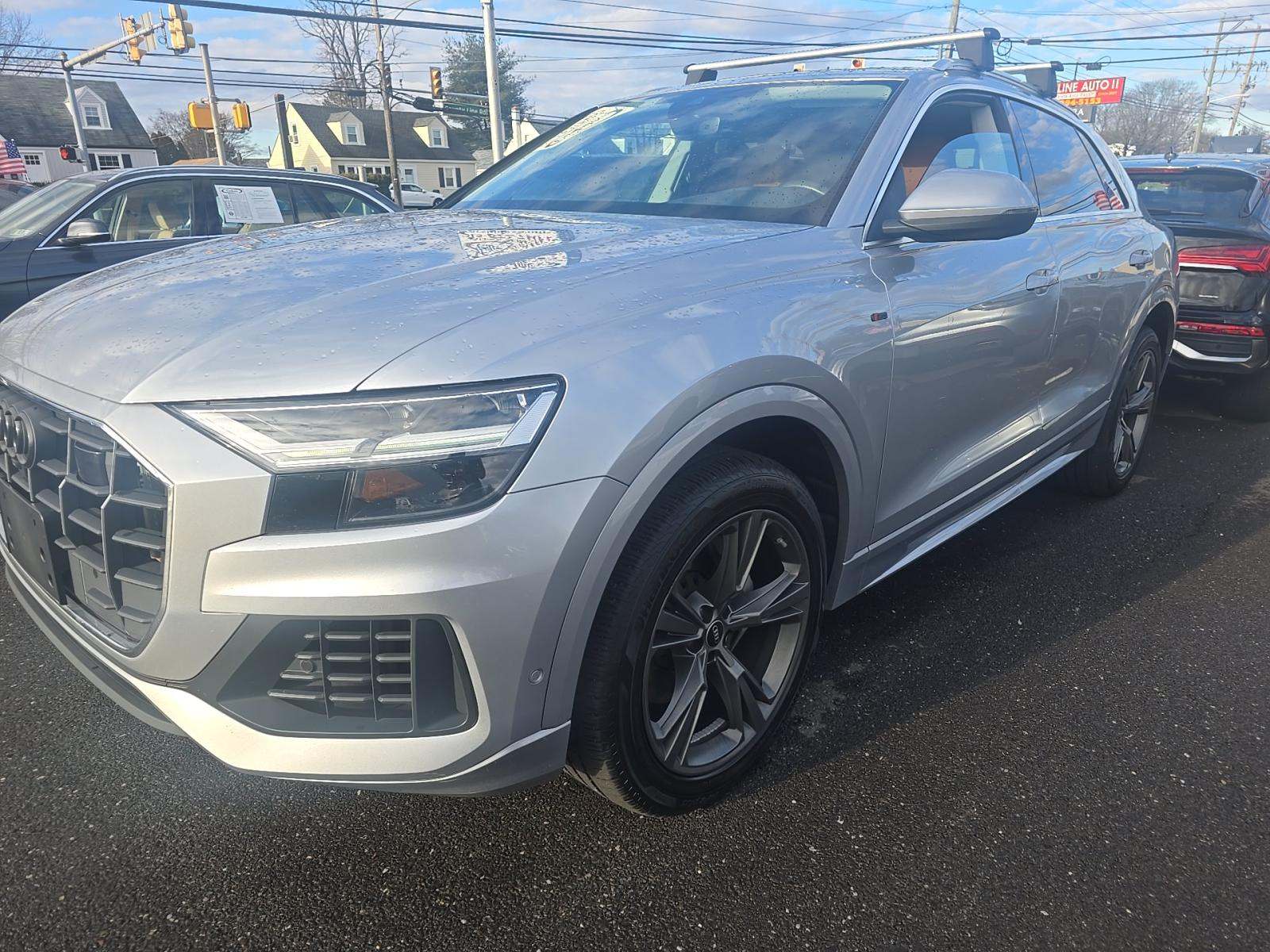 2022 Audi Q8 Premium Plus