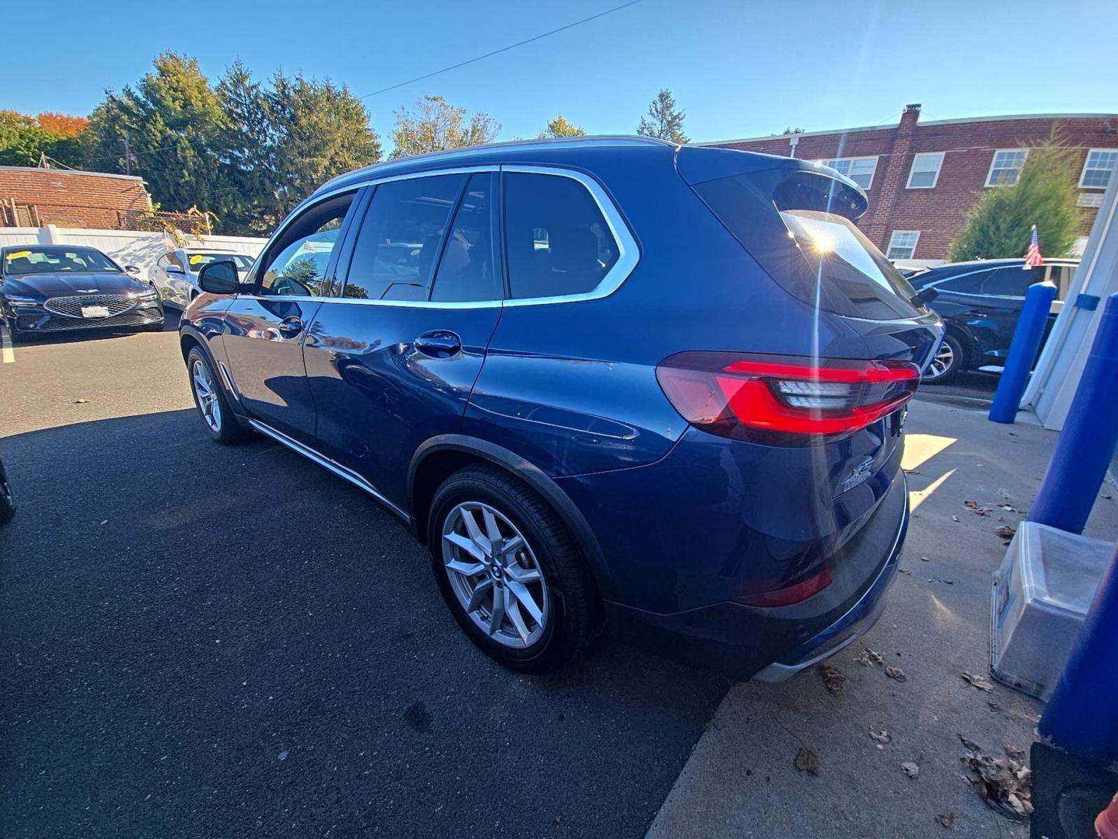 2022 BMW X5 xDrive40i AWD
