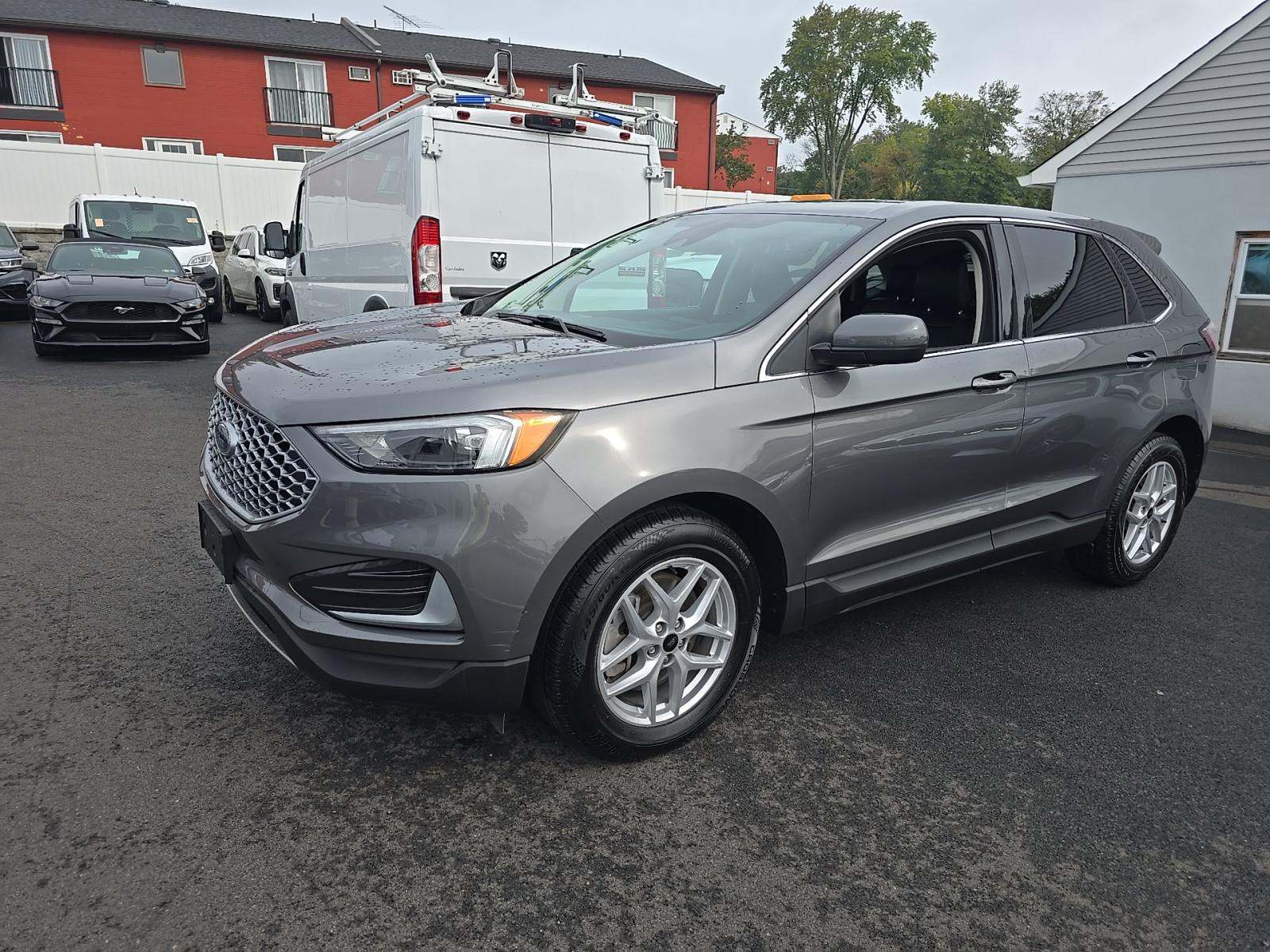 2023 Ford Edge SEL AWD