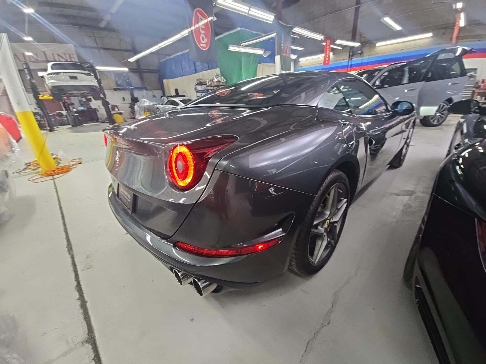 2016 Ferrari California T RWD