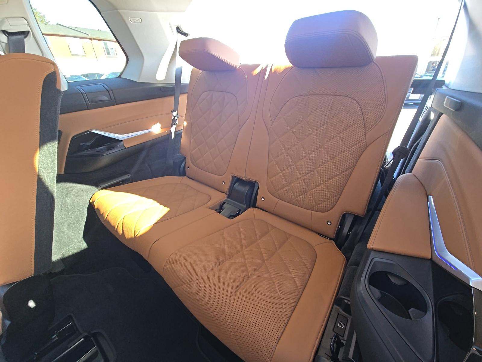 2024 BMW X7 xDrive40i AWD