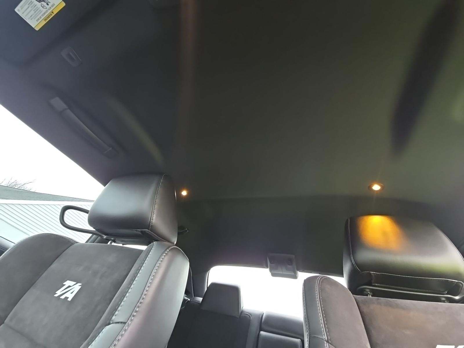 DODGE CHALLENGER - 7