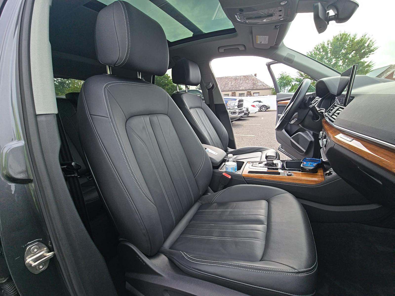 2023 Audi Q5 S line Premium Plus AWD