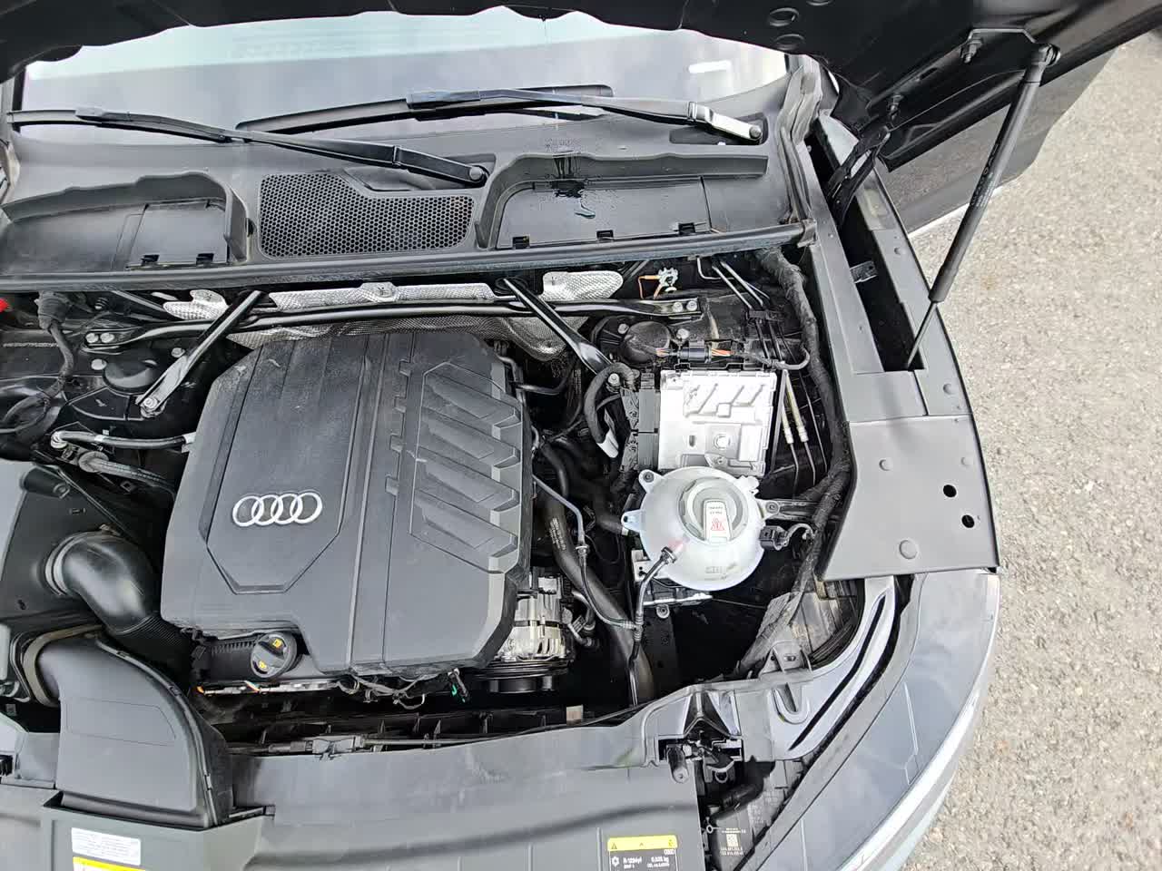 2023 Audi Q5 S line Premium Plus AWD