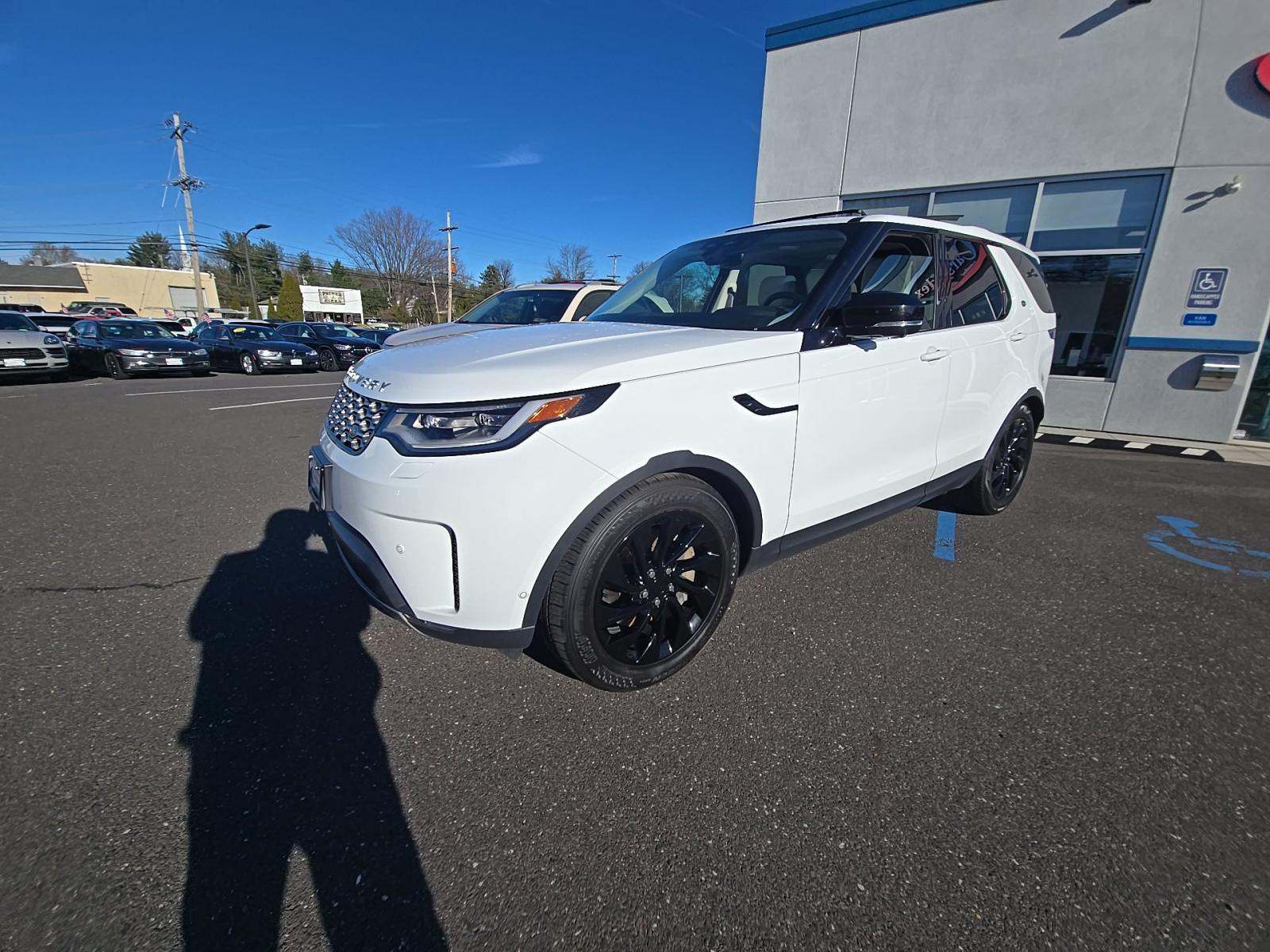 2025 Land Rover Discovery S