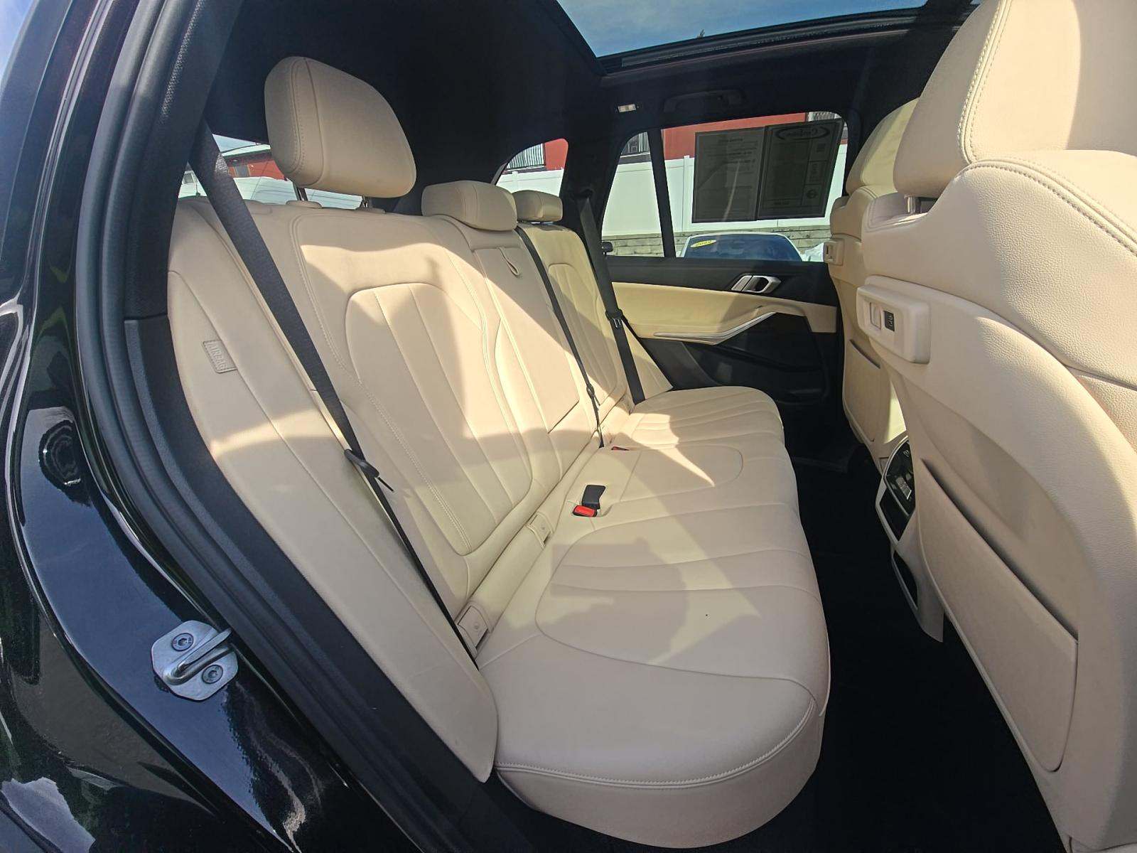 2022 BMW X5 xDrive40i AWD