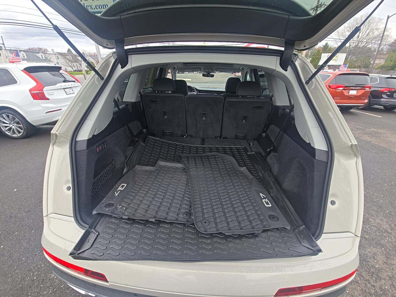 2022 Audi Q7 Premium Plus AWD