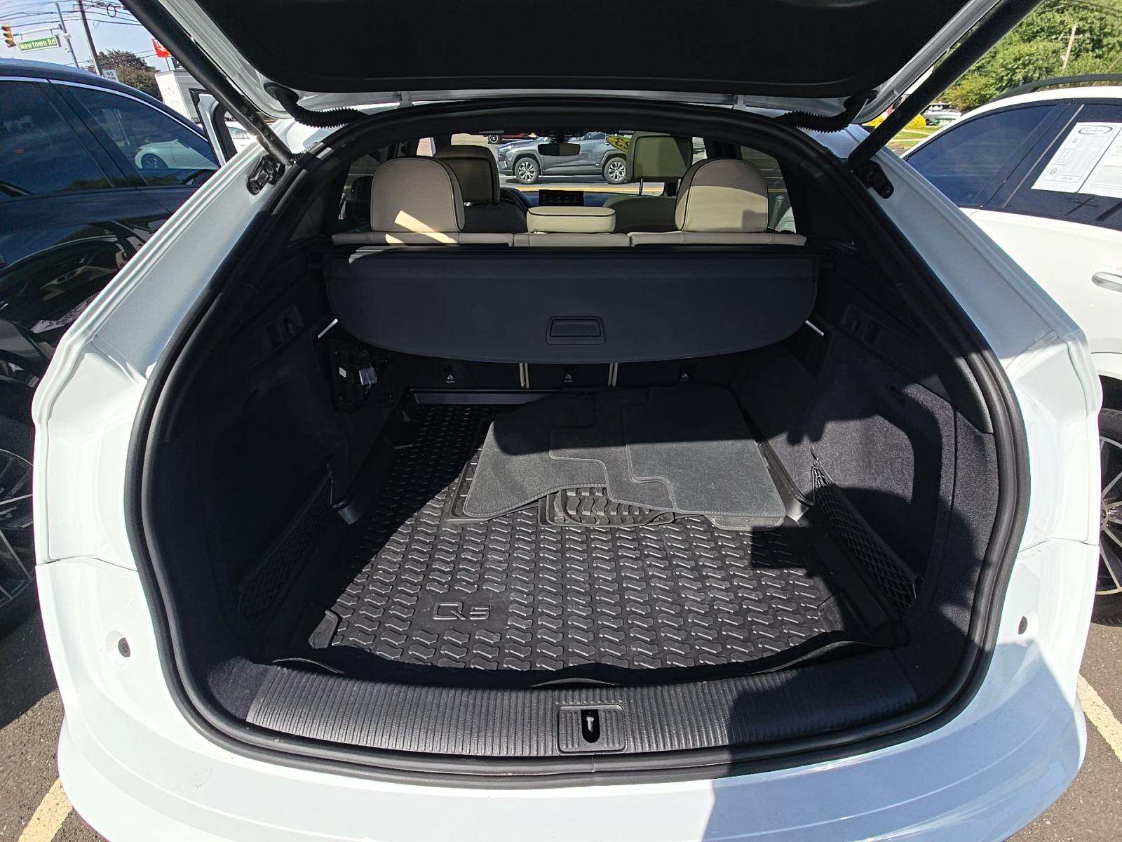 2023 Audi Q5 S line Premium Plus AWD