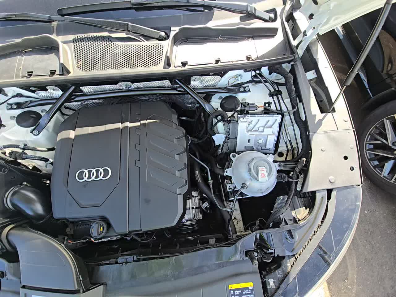 2023 Audi Q5 S line Premium Plus AWD