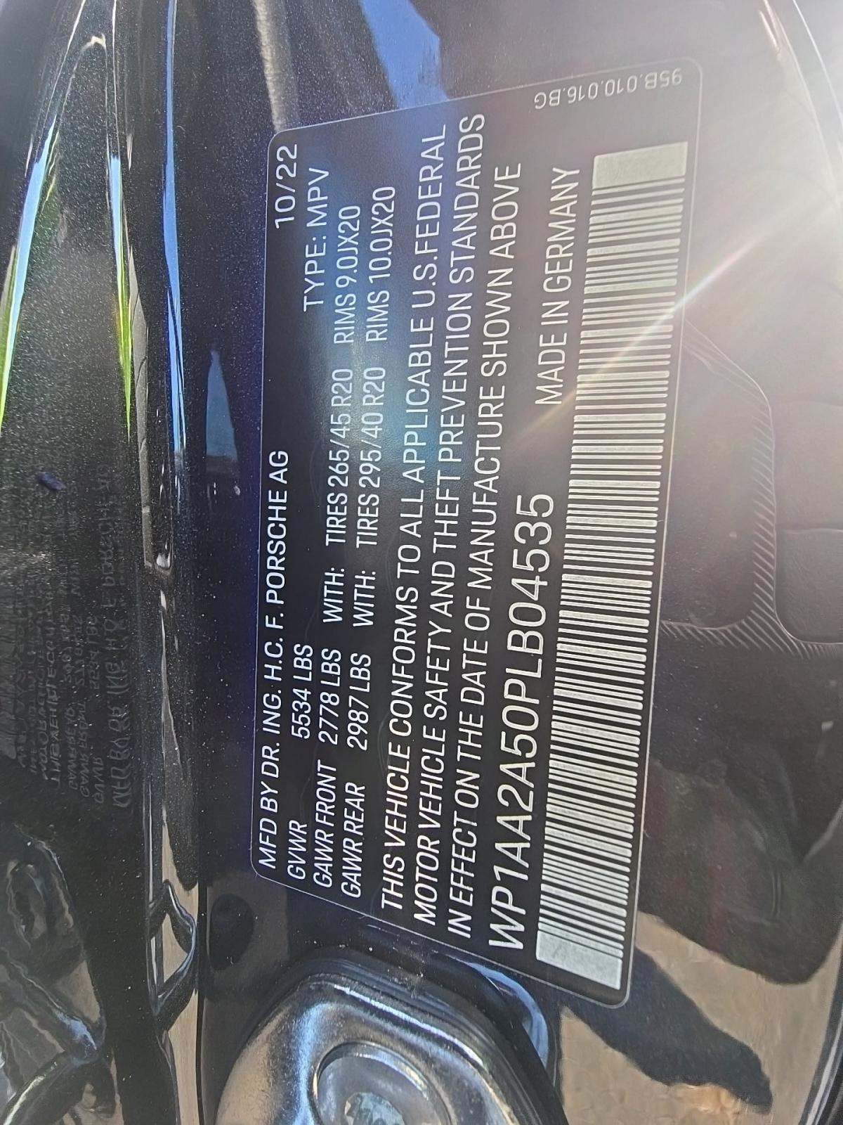 2023 Porsche Macan T AWD