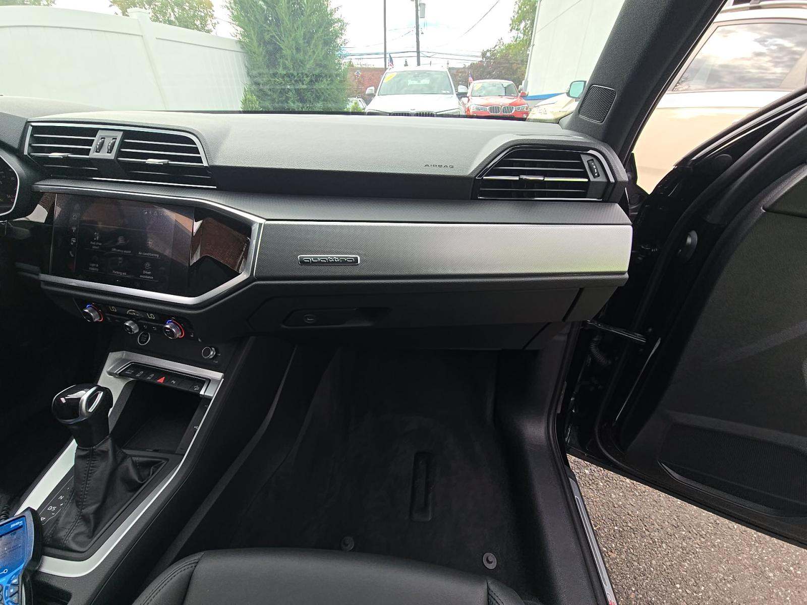 2022 Audi Q3 2.0T S line Premium AWD