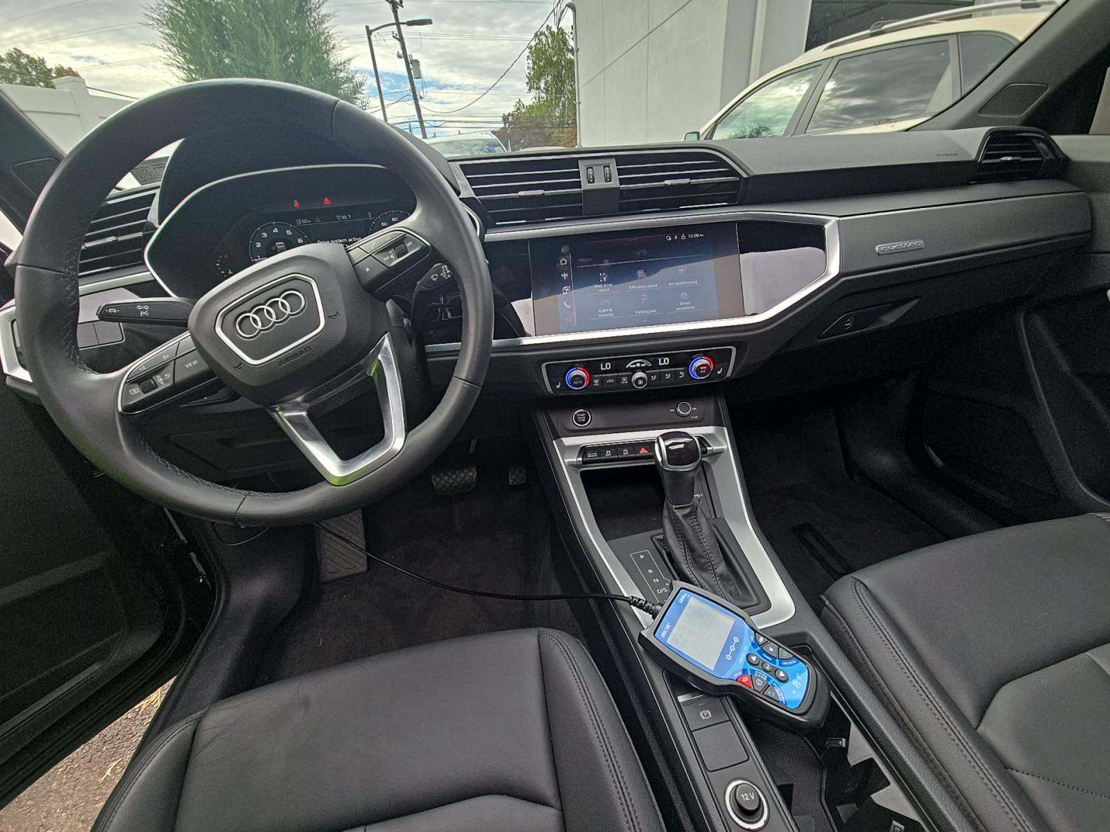 2022 Audi Q3 2.0T S line Premium AWD