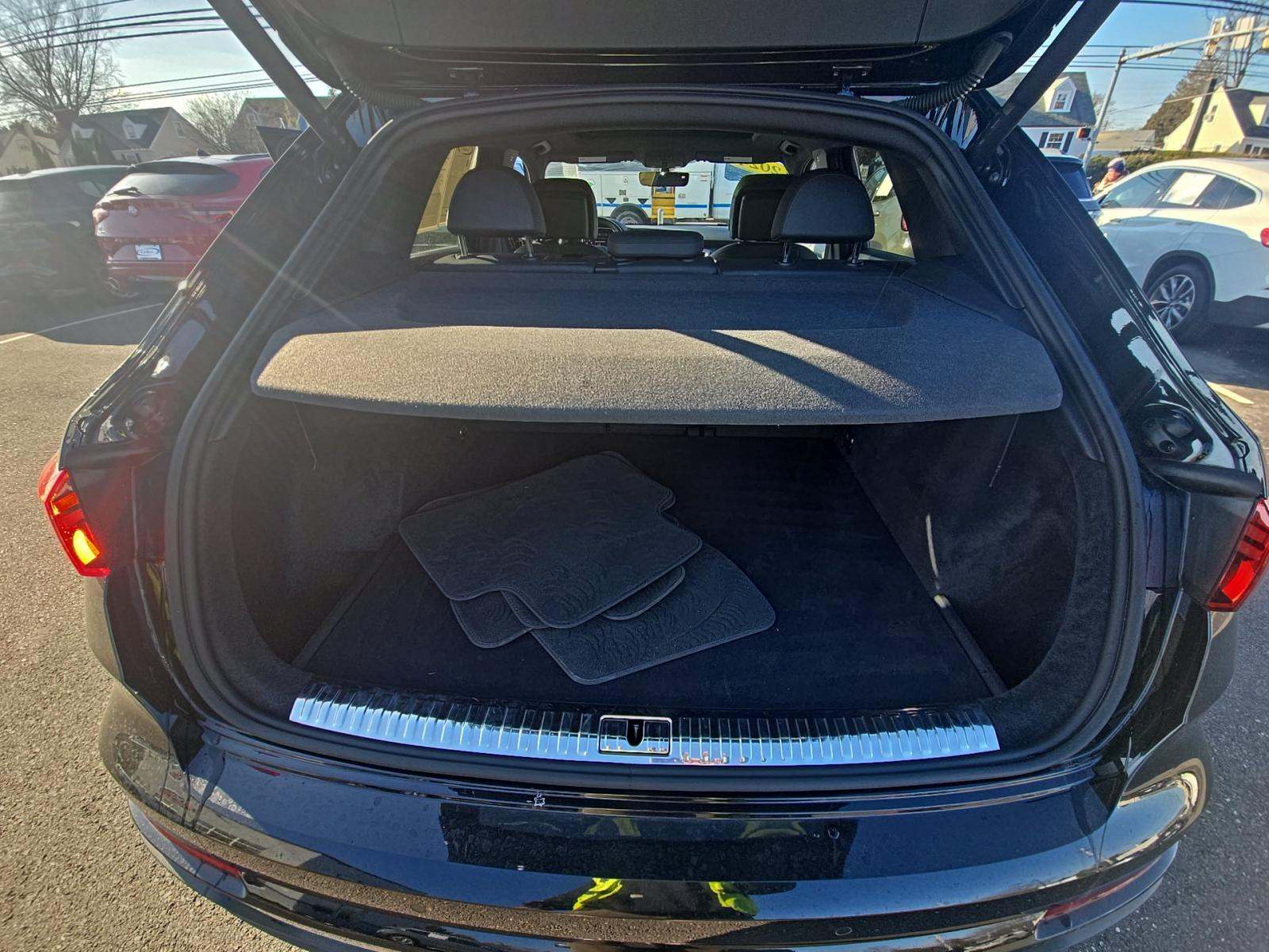 2024 Audi Q3 S line Premium AWD