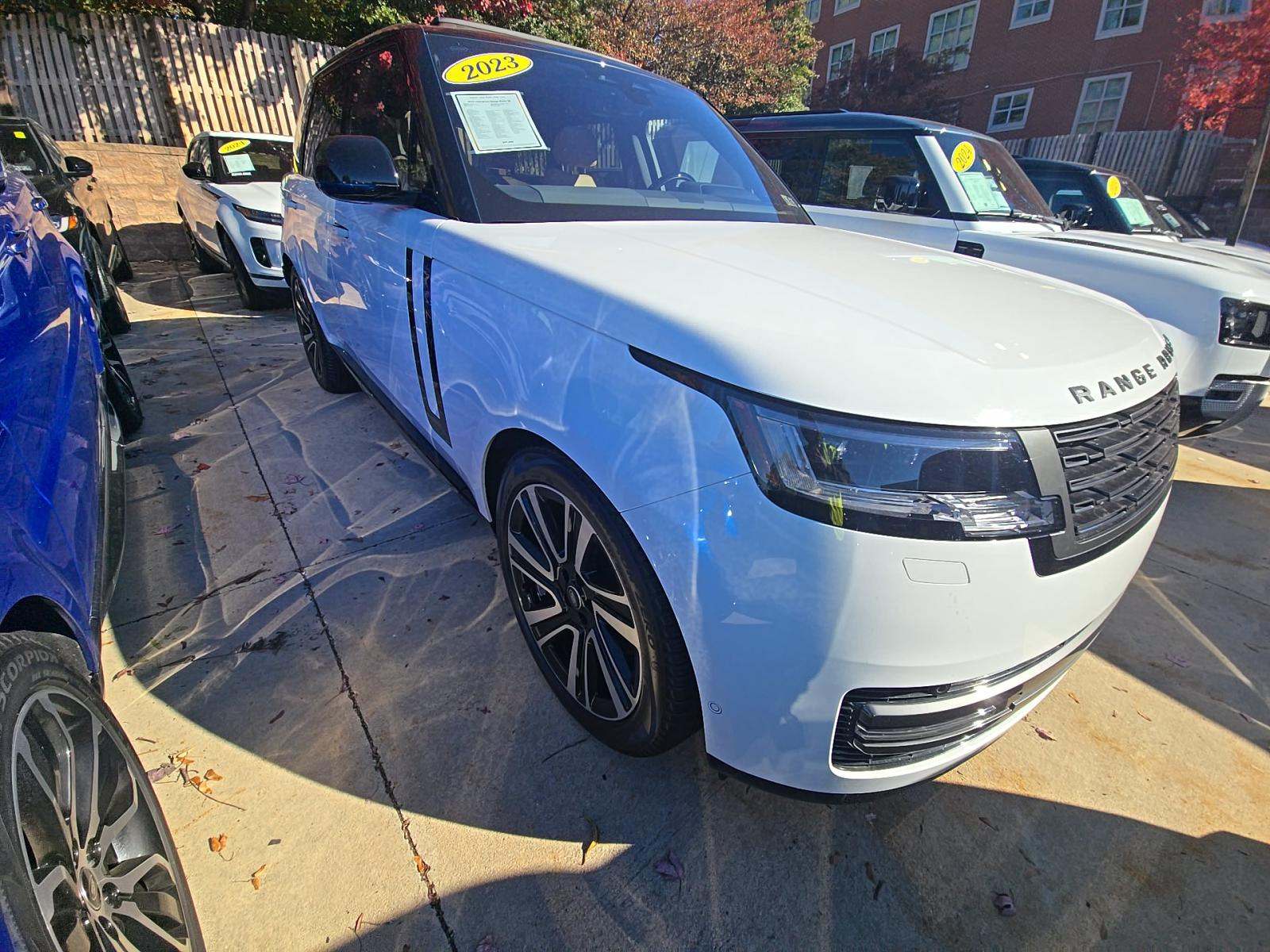 2023 Land Rover Range Rover SE AWD