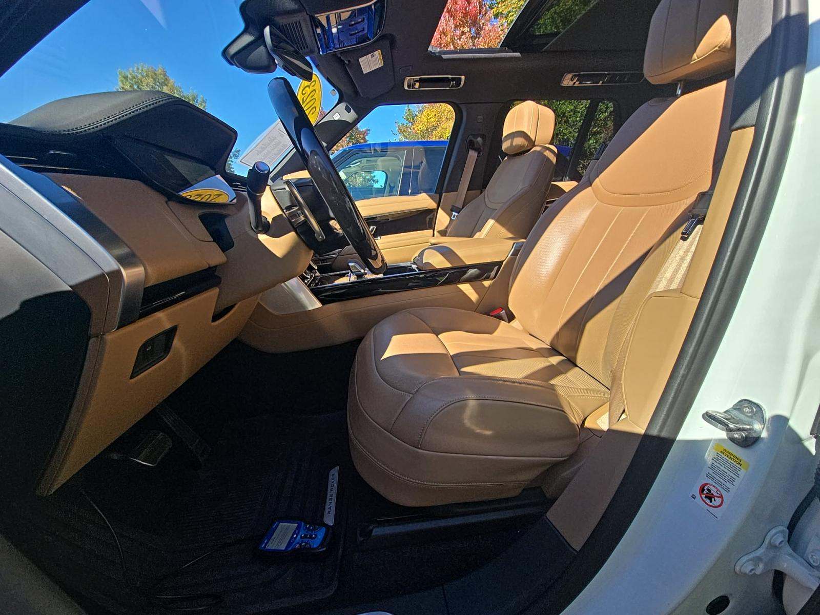 2023 Land Rover Range Rover SE AWD